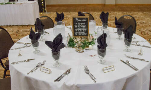 Wedding Table Decor - Photo by Natural Escape Photography